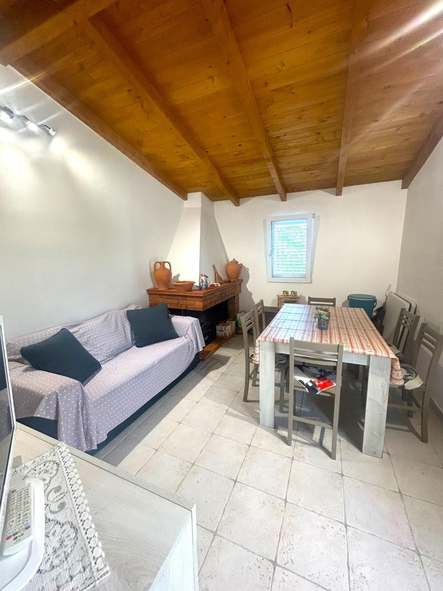 La Casa Del Melograno Villa Solanas  Eksteriør billede